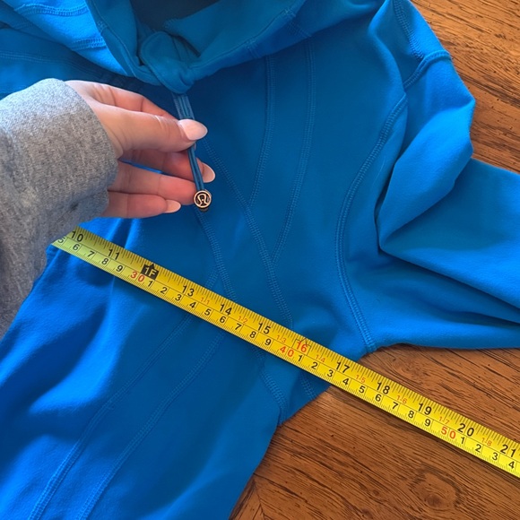 Lululemon Define Jacket - Picture 4 of 8